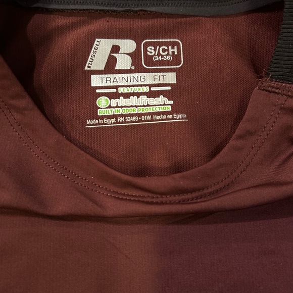 * 🤑💰🤑 3/$10.00 budle item 🤑💰🤑 Men’s small 34–36 Russell training fit - Picture 4 of 6